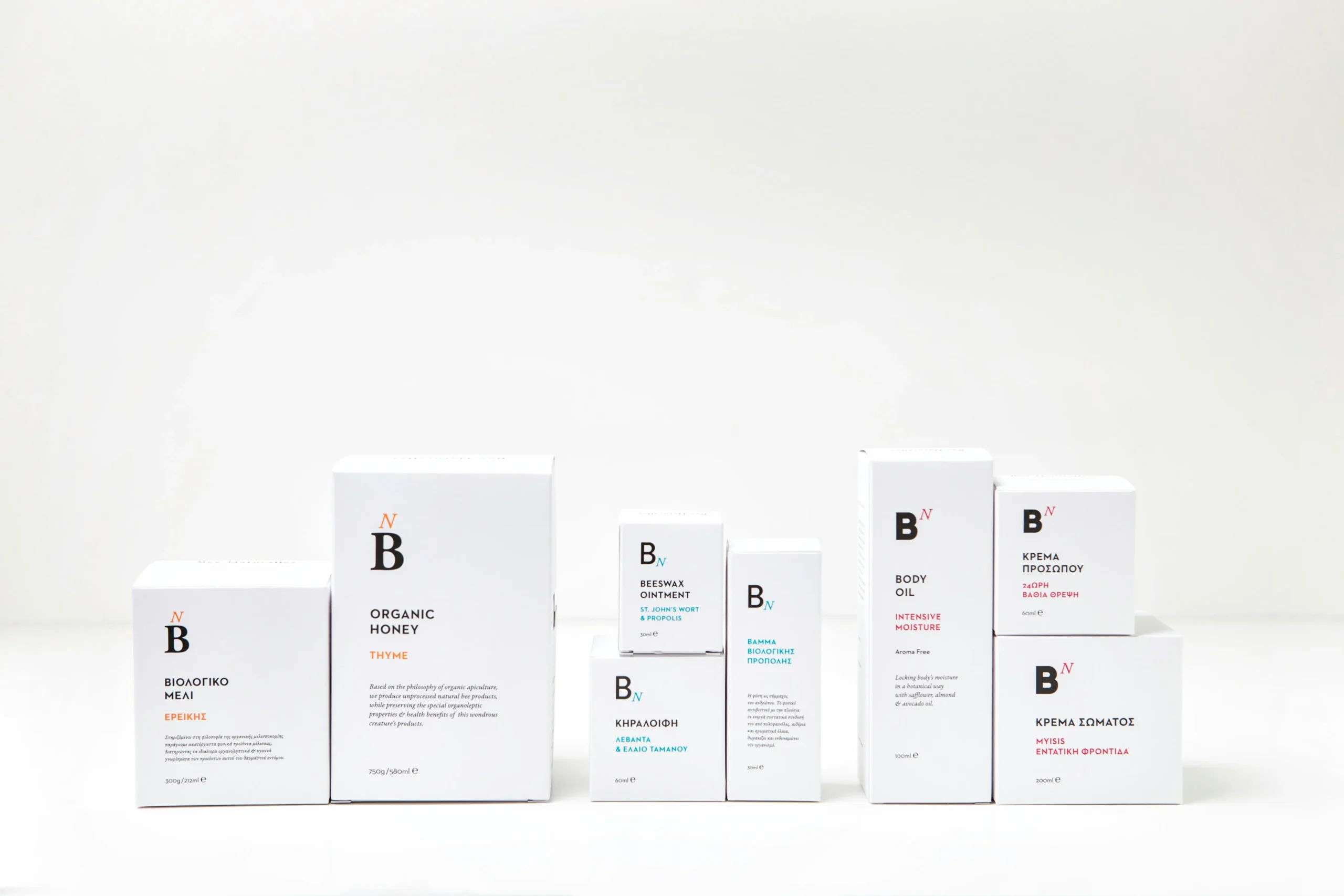 bee-naturalles-HTHnMES5byk-unsplash