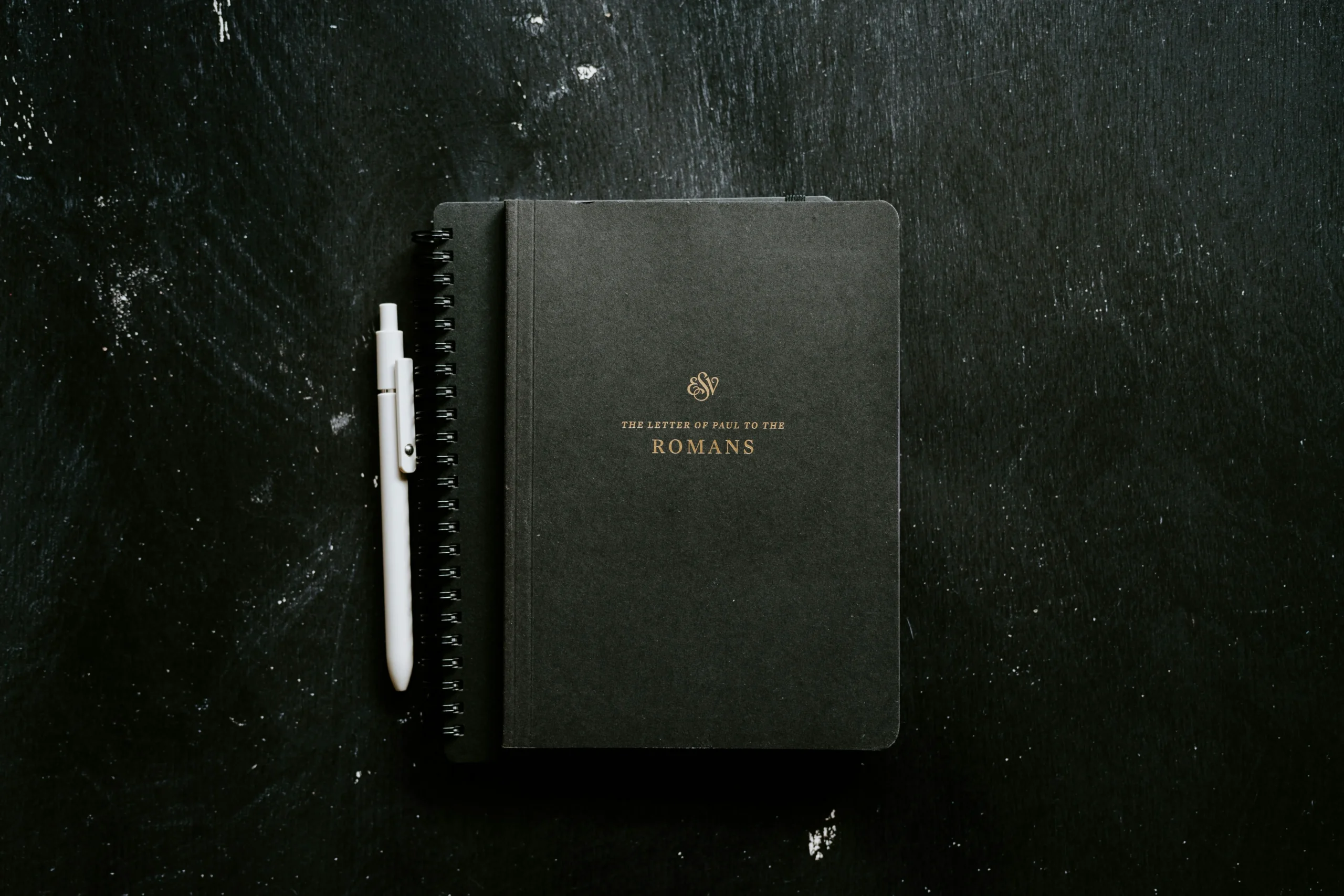 kelly-sikkema-pvAf2R8xVog-unsplash